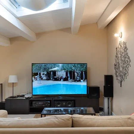 Helorus - Gioi Con Piscina Villa *