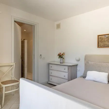 Villa Helorus - Gioi Con Piscina Noto