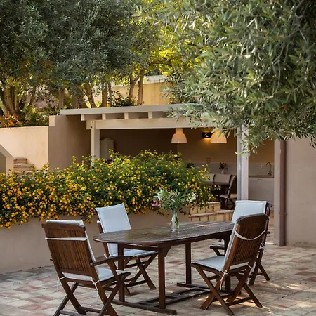 Helorus - Gioi Con Piscina Villa *