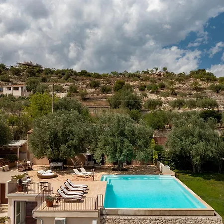 Helorus - Gioi Con Piscina Villa *
